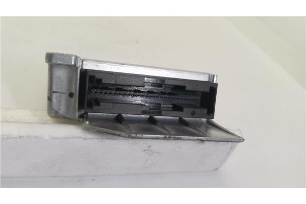 Recambio de centralita airbag para bmw serie z3 roadster (e36) 1.8 referencia OEM IAM 65778374798 ZAE29029 