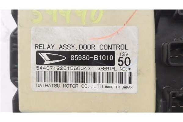 Recambio de caja fusibles/rele para daihatsu materia (m4_) 1.3 referencia OEM IAM 85980B1010  