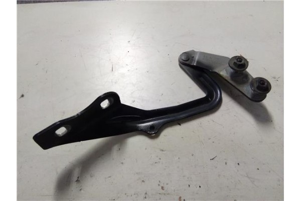 Recambio de bisagra capo derecha para ford focus berlina (cap)(2004) 1.6 ghia [1,6 ltr. - 85 kw cat] referencia OEM IAM 4M511680