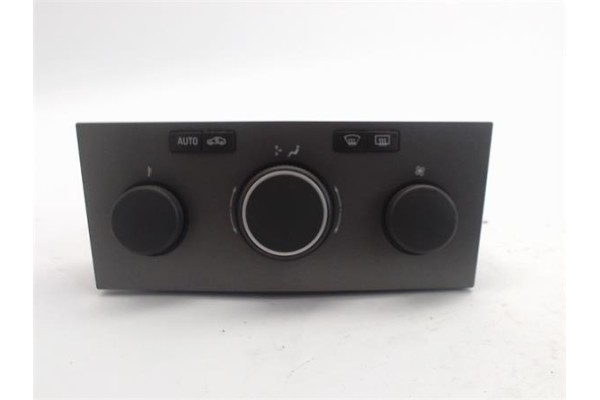 Recambio de mandos climatizador para opel astra h berlina referencia OEM IAM (13122963) (90151-240) (GC2) 