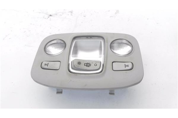 Recambio de luz delantero central techo para citroen c3 aircross 1.2 c-series referencia OEM IAM 455567867  