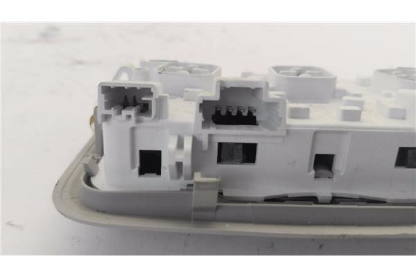 Recambio de luz trasero central techo para citroen c3 aircross 1.2 c-series referencia OEM IAM 96781443BJ  
