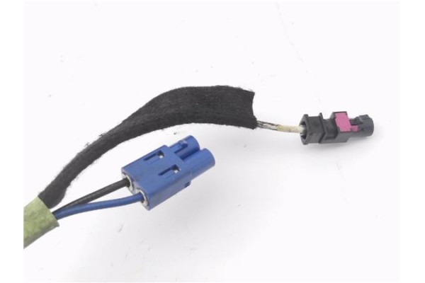 Recambio de antena electrica para citroen c3 aircross 1.2 c-series referencia OEM IAM 39151101  