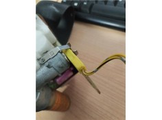 Recambio de cinturon seguridad delantero derecho para toyota yaris verso (ncp2/nlp2) 1.5 (ncp21) referencia OEM IAM 7321052150B0