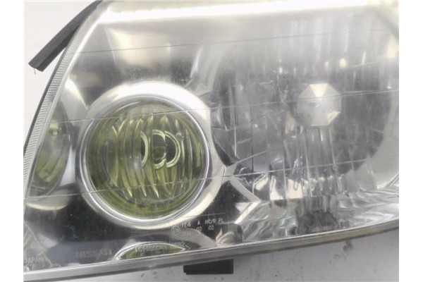 Recambio de faro delantero izquierdo para nissan x-trail (t30) 2.0 referencia OEM IAM E137611  