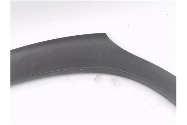 Recambio de aletin trasero derecho para citroen c3 aircross 1.2 c-series referencia OEM IAM 13476855  