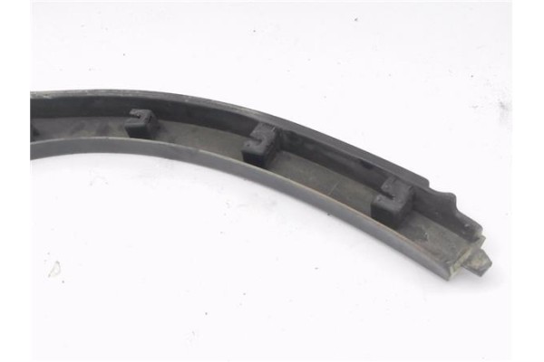 Recambio de aletin trasero izquierdo para citroen c3 aircross 1.2 c-series referencia OEM IAM YQ000653XT  