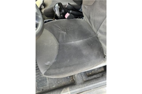 Recambio de asiento delantero izquierdo para citroen c1 1.4 audace referencia OEM IAM   
