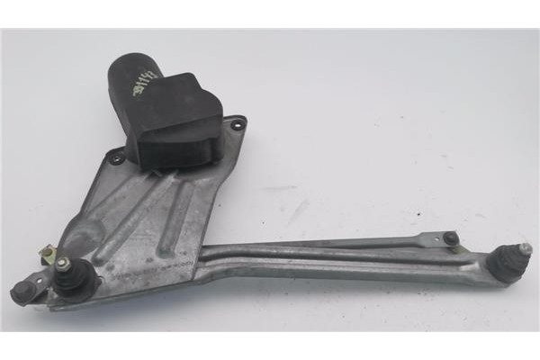 Recambio de brazo limpiaparabrisas delantero para ford escort berlina 1.6 laser referencia OEM IAM 83FB17C44IAA  