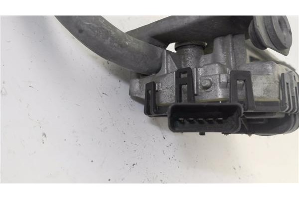 Recambio de motor limpiaparabrisas delantero para renault clio ii (xbo) 1.5d dci 80cv referencia OEM IAM 8200258327 0390241535 