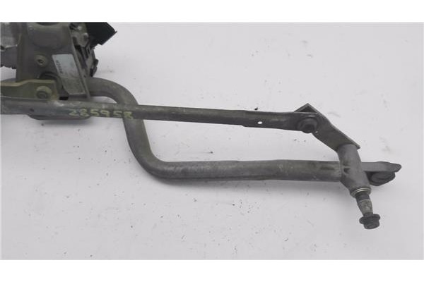 Recambio de motor limpiaparabrisas delantero para renault clio ii (xbo) 1.5d dci 80cv referencia OEM IAM 8200258327 0390241535 