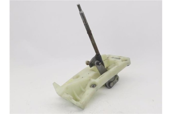 Recambio de palanca de cambio para nissan x-trail (t30) 2.0 referencia OEM IAM M010707  