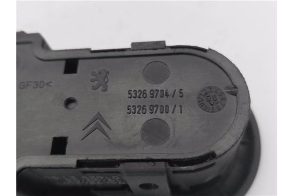 Recambio de mando elevalunas delantero izquierdo para peugeot 407 1.6 business line referencia OEM IAM 96498420XT 532697045 
