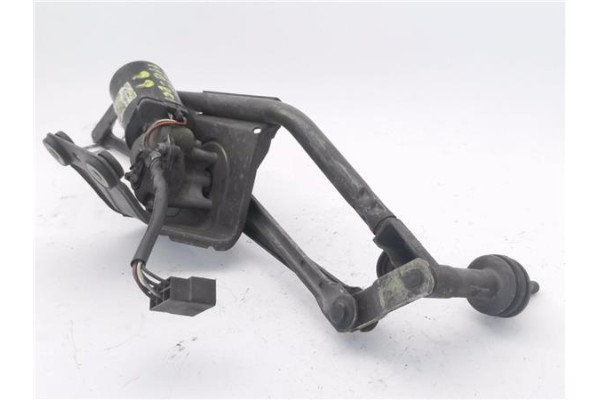 Recambio de motor limpiaparabrisas delantero para mercedes-benz vito furgón (638) 2.3 108 d  (638.064) referencia OEM IAM 638820