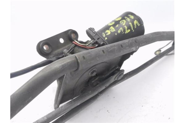 Recambio de motor limpiaparabrisas delantero para mercedes-benz vito furgón (638) 2.3 108 d  (638.064) referencia OEM IAM 638820