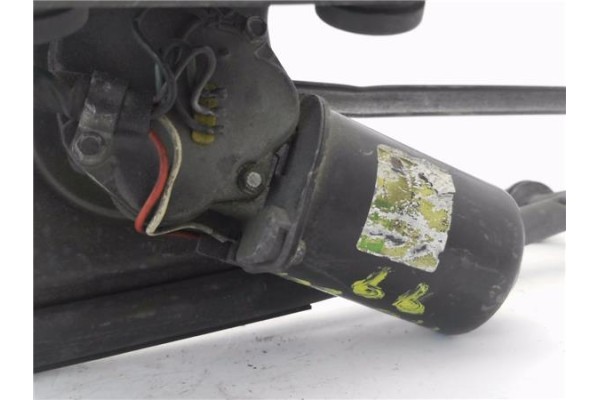 Recambio de motor limpiaparabrisas delantero para mercedes-benz vito furgón (638) 2.3 108 d  (638.064) referencia OEM IAM 638820