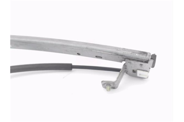 Recambio de mecanismo elevalunas delantero derecho para citroen saxo 1.4 exclusive referencia OEM IAM 400472T1  