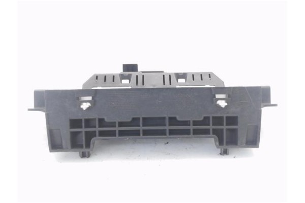 Recambio de pantalla para ford focus berlina (cew) 1.0 business referencia OEM IAM EM5T18B955BA  