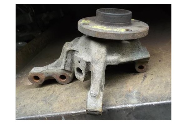 Recambio de mangueta delantero derecha para renault express furgón (f40_, g40_) 1.9 d (64) referencia OEM IAM   