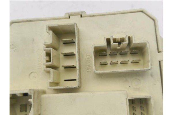 Recambio de bsi para kia ceed sportswagon (ed) 2.0 emotion referencia OEM IAM 919501H510 919502H500 