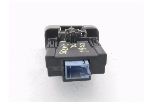 Recambio de freno mano electrico para renault scenic ii (jm) 1.9 confort authentique referencia OEM IAM 8200243681A  