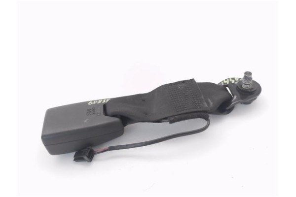 Recambio de anclaje cinturon trasero central para renault captur i 1.2 intens referencia OEM IAM G2285  