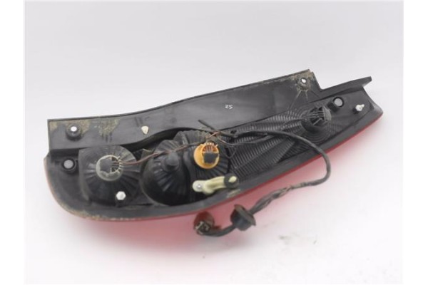 Recambio de piloto trasero izquierdo para opel agila b 1.2 referencia OEM IAM 89071595  