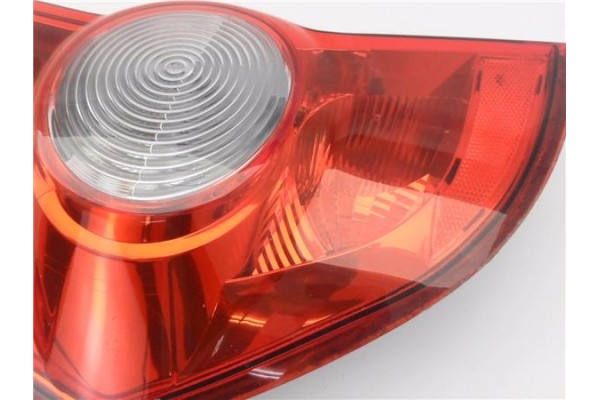 Recambio de piloto trasero izquierdo para opel agila b 1.2 referencia OEM IAM 89071595  