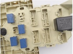 Recambio de caja fusibles/rele para opel agila b 1.2 referencia OEM IAM 3677051K41  