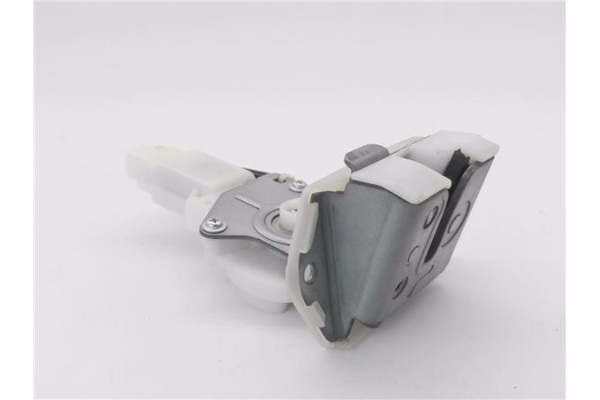 Recambio de cerradura porton para opel agila b 1.2 referencia OEM IAM B6765  
