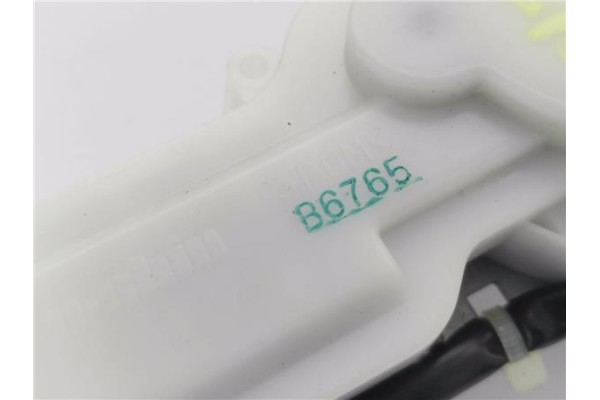 Recambio de cerradura porton para opel agila b 1.2 referencia OEM IAM B6765  