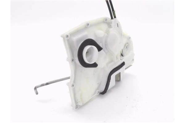 Recambio de cierre electromagnetico delantero izquierdo para opel agila b 1.2 referencia OEM IAM 8220251K60  