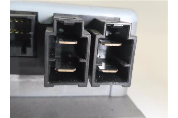 Recambio de centralita direccion asistida para opel agila b 1.2 referencia OEM IAM 3872051K10  