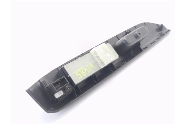 Recambio de mando elevalunas delantero izquierdo para opel agila b 1.2 referencia OEM IAM 3200101153959050100 8372251K70 