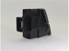 Recambio de interruptor luces emergencia para opel agila b 1.2 referencia OEM IAM 3743052K00 3192400 