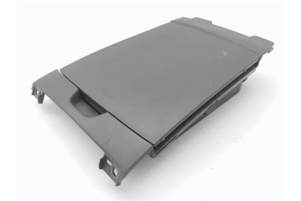 Recambio de portaobjetos consola central para opel agila b 1.2 referencia OEM IAM 7382151K01  