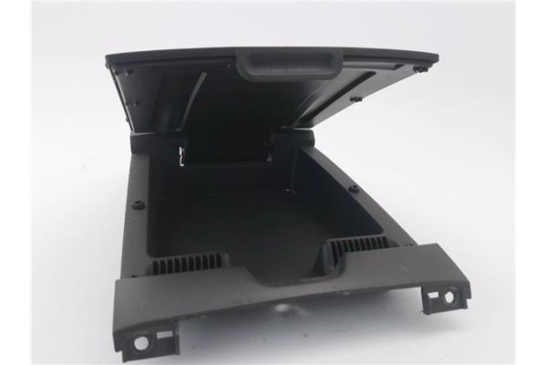 Recambio de portaobjetos consola central para opel agila b 1.2 referencia OEM IAM 7382151K01  
