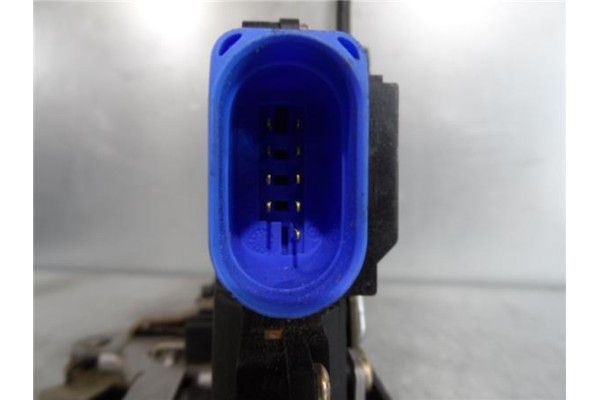 Recambio de cierre electromagnetico delantero izquierdo para skoda octavia berlina (1z3) 2.0 tdi 16v referencia OEM IAM 3D183701