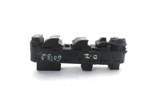 Recambio de mando elevalunas delantero izquierdo para citroen c3 aircross 1.2 c-series referencia OEM IAM 96788264ZD 1002555116 