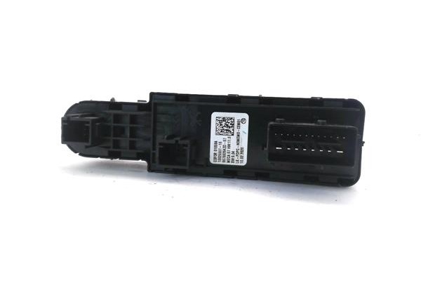Recambio de mando elevalunas delantero izquierdo para citroen c3 aircross 1.2 c-series referencia OEM IAM 96788264ZD 1002555116 