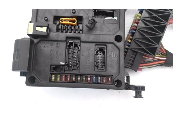 Recambio de caja fusibles/rele para seat alhambra (7v9) 1.9 reference referencia OEM IAM 7M3937548B  
