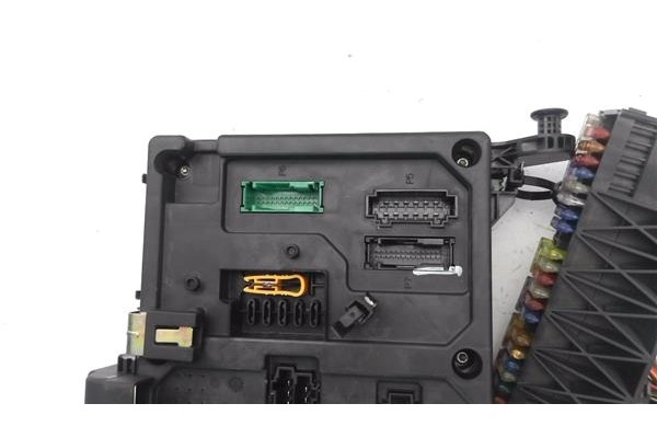 Recambio de caja fusibles/rele para seat alhambra (7v9) 1.9 reference referencia OEM IAM 7M3937548B  