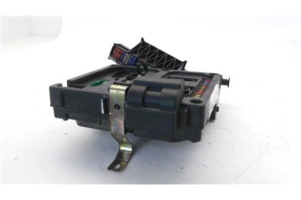 Recambio de caja fusibles/rele para seat alhambra (7v9) 1.9 reference referencia OEM IAM 7M3937548B  