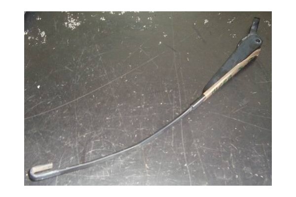 Recambio de brazo limpiaparabrisas trasero para nissan micra ii (k11)(1992) 1.3 i 16v referencia OEM IAM   
