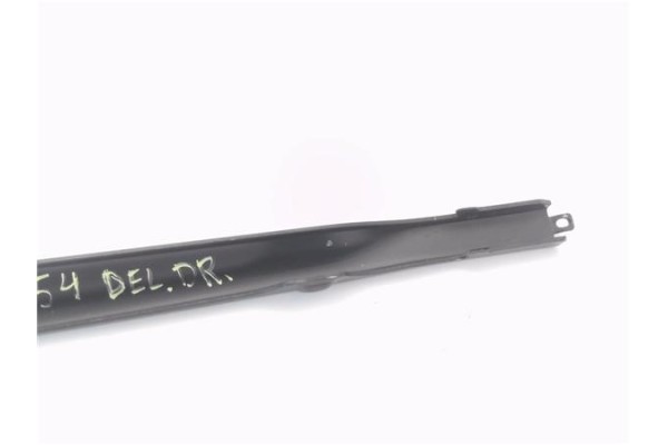 Recambio de brazo limpiaparabrisas delantero derecho para seat leon (1p1) 1.2 reference referencia OEM IAM 1P0955410A  