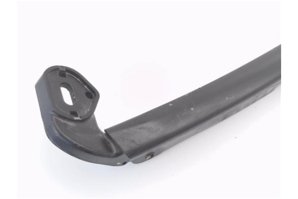 Recambio de brazo limpiaparabrisas delantero izquierdo para seat leon (1p1) 1.2 reference referencia OEM IAM 1P0955409A  