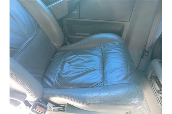 Recambio de juego asientos para volkswagen t4 transporter 1.9 furgón referencia OEM IAM 0  