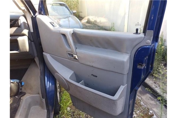 Recambio de juego tapizados para volkswagen t4 transporter 1.9 furgón referencia OEM IAM   
