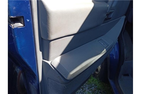 Recambio de juego tapizados para volkswagen t4 transporter 1.9 furgón referencia OEM IAM   