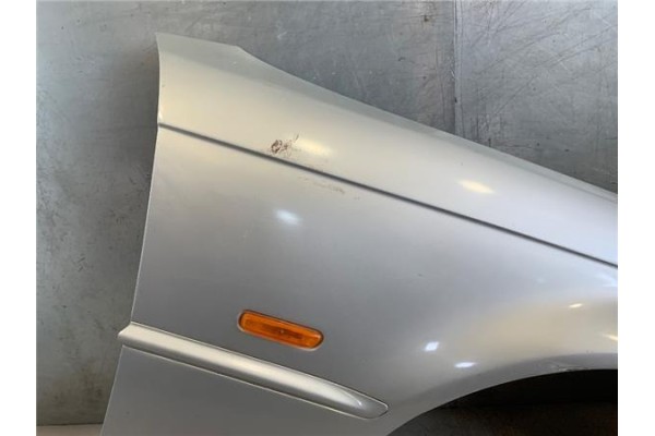 Recambio de aleta delantero derecha para bmw serie 3 coupe (e46) 2.0 320 ci referencia OEM IAM   